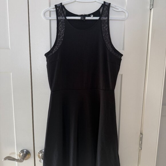 H & M Lace Sleeve Tank Dress - Picture 2 of 4